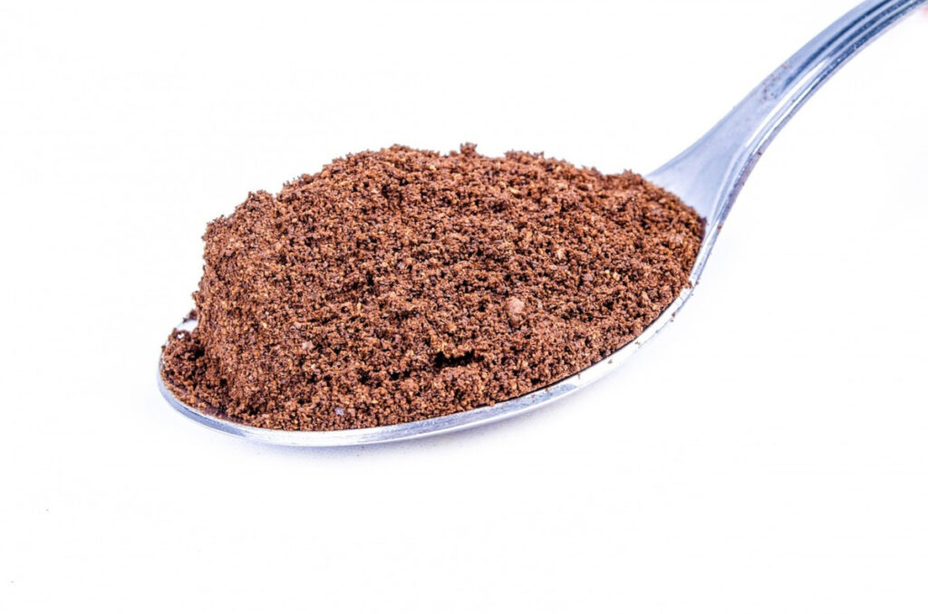 A spoonful of cocoa powder.